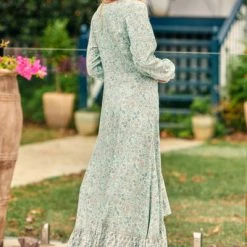 Jaase Gemini Mint Paisley Maxi Dress